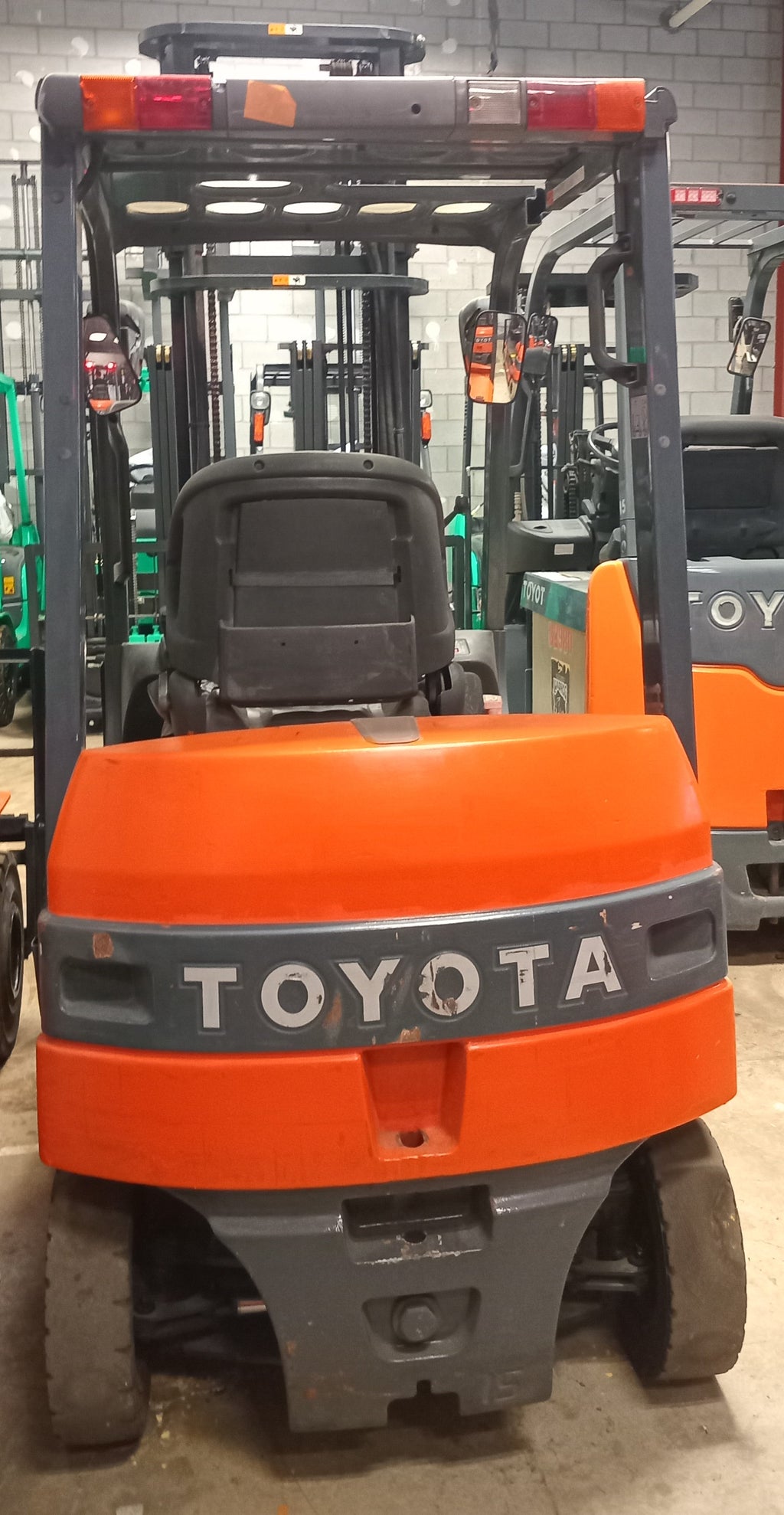 Toyota Electric Forklift (#125)