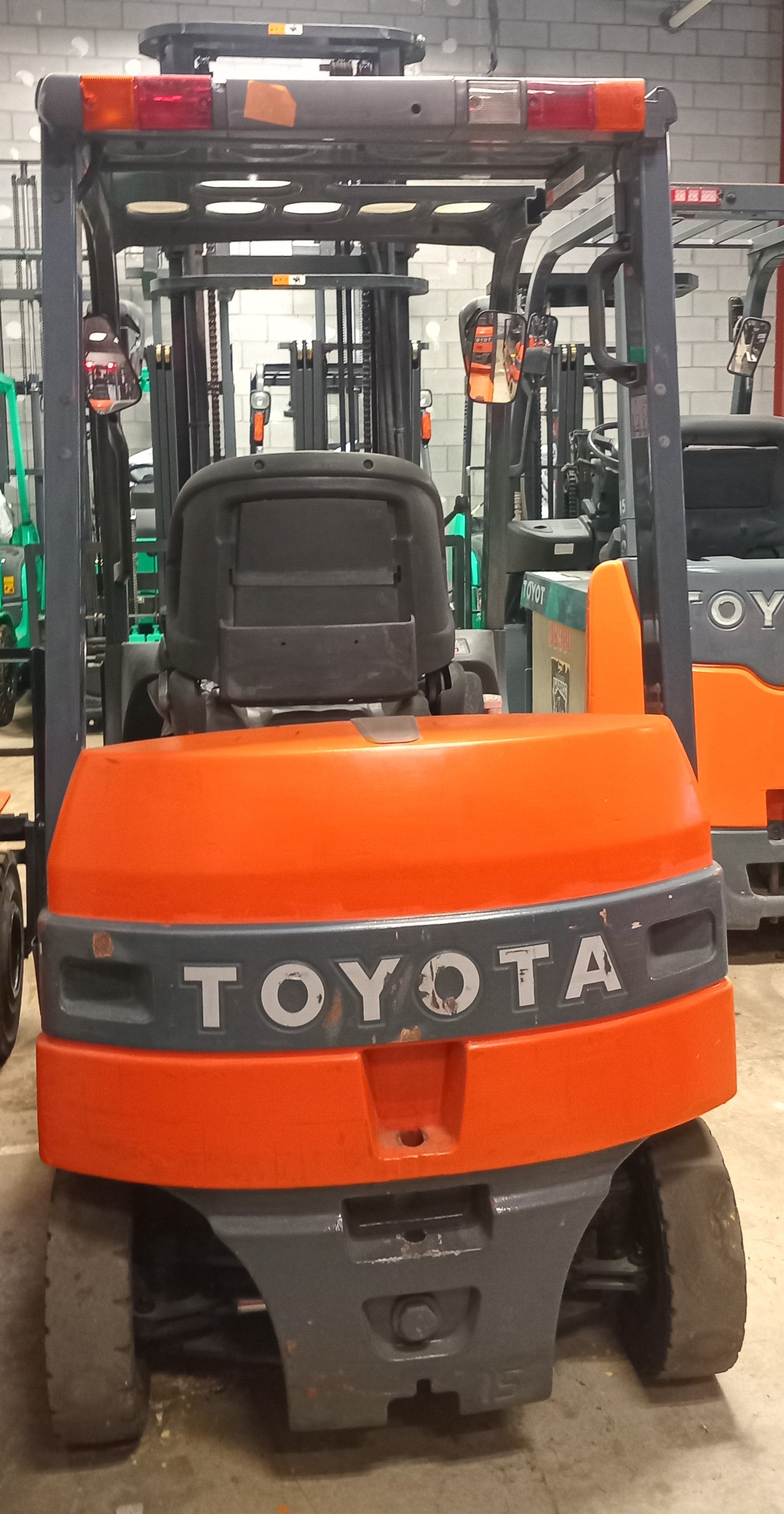 Toyota Electric Forklift (#125)