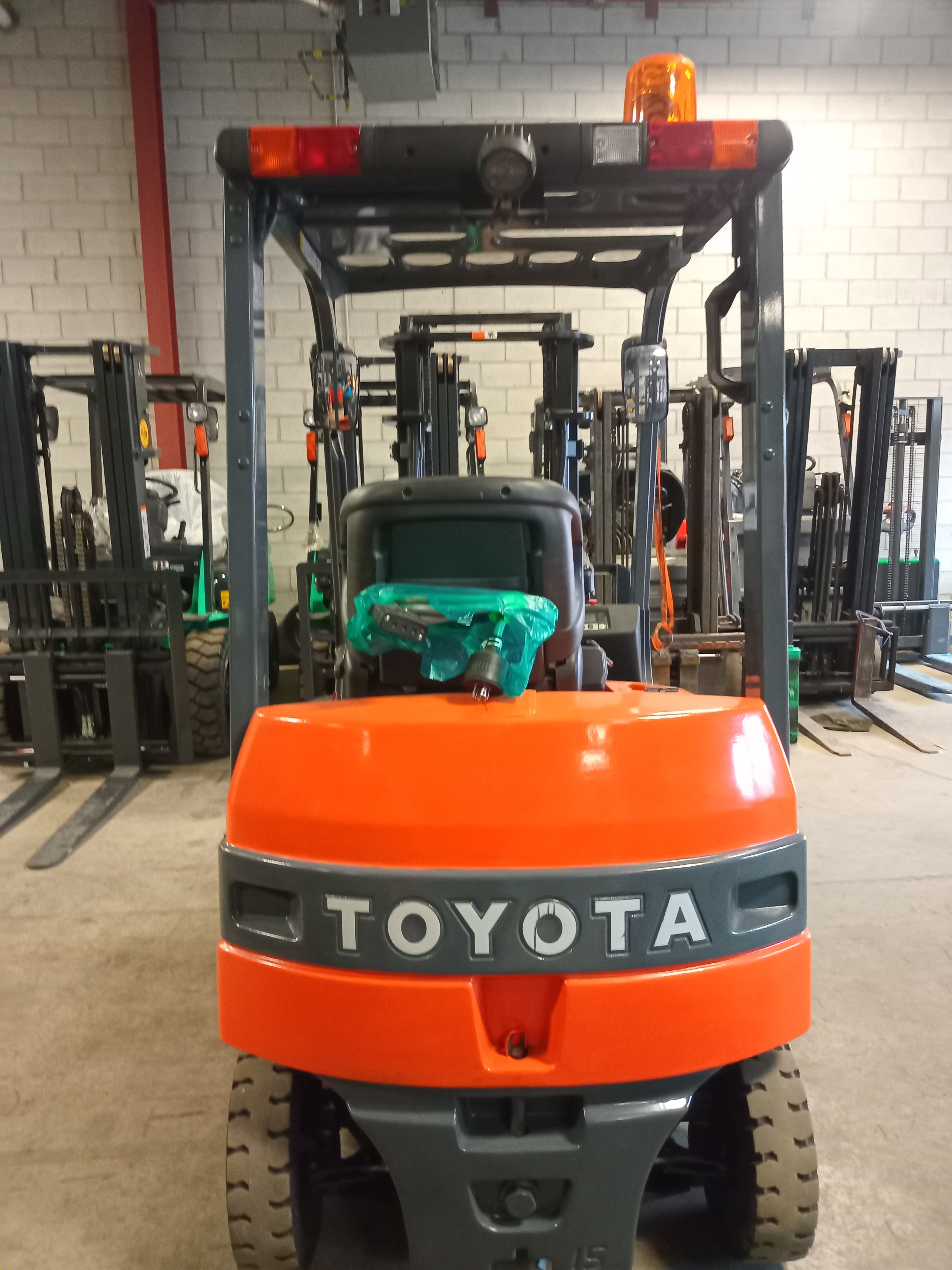 Toyota Electric Forklift (#171)