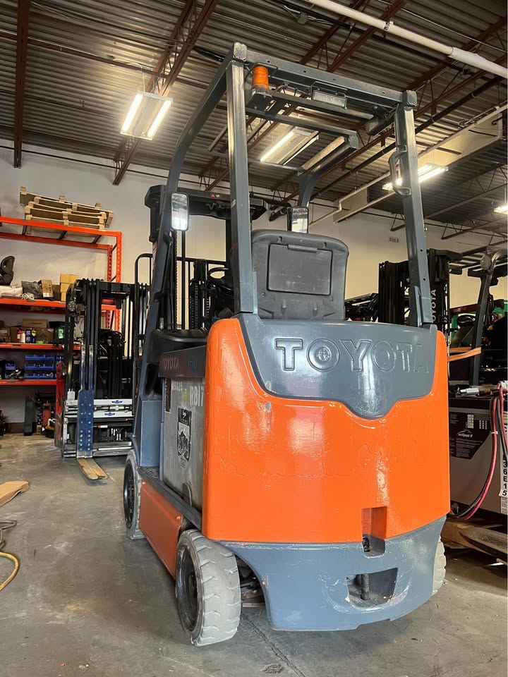 Toyota Electric Forklift (#C030)