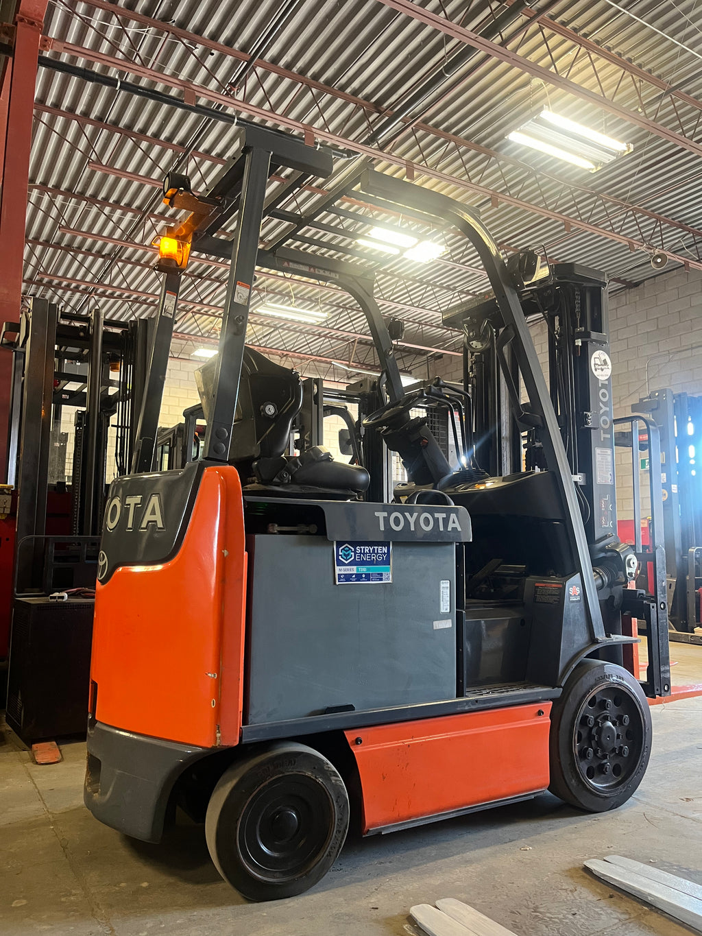Toyota Electric Forklift 2.5 Ton (C083)
