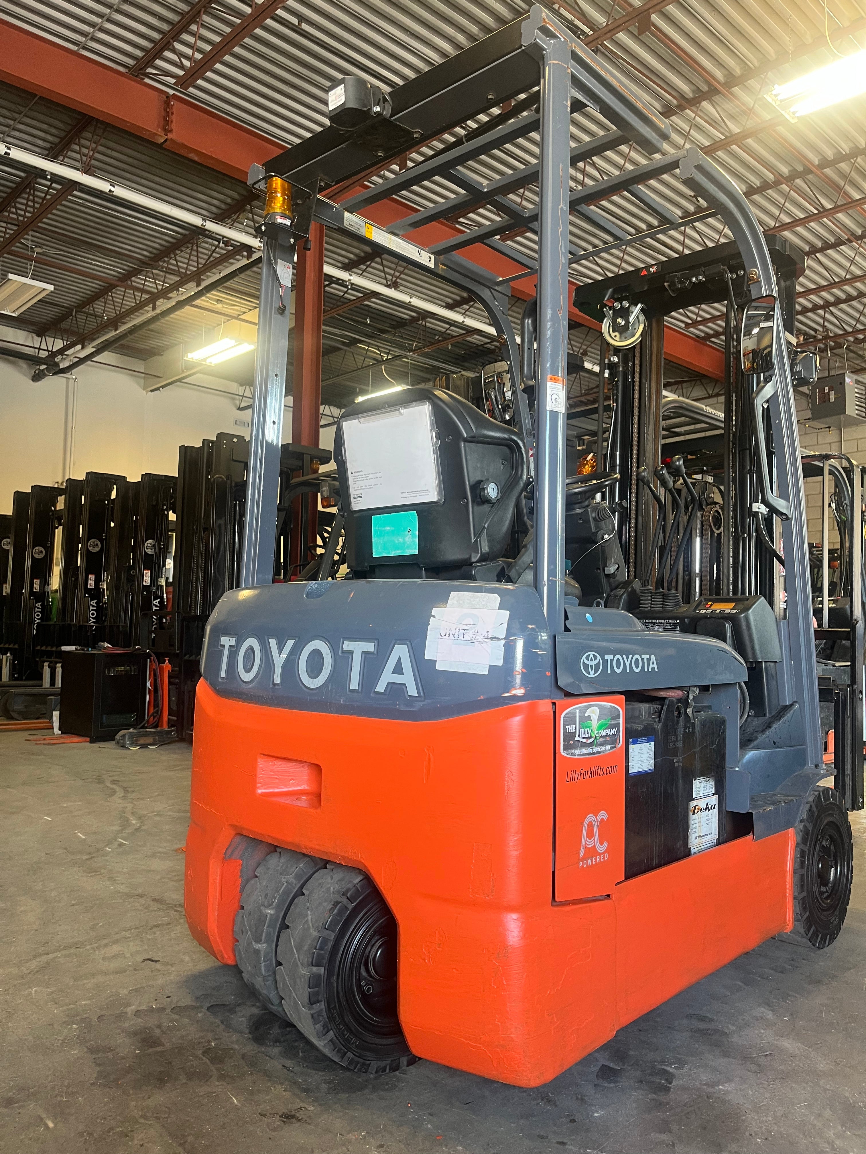 Toyota Electric ForkLift (3300lbs) #98